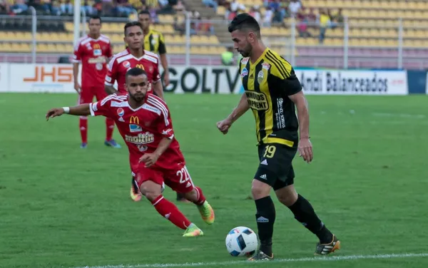 Ambos equipos se enfrentarán este domingo en el Clásico del fútbol venezolano.