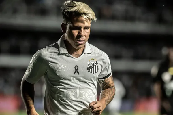 Boca Juniors habría mostrado interés en Yeferson Soteldo tras descenso del Santos.