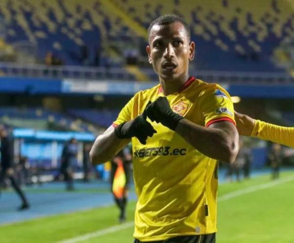 Conozca los elogios de la prensa especializada y la hinchada por el tanto del venezolano