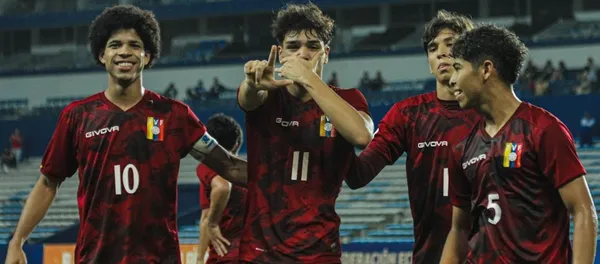 David Martínez, se convirtió en el futbolista venezolano más joven en marcar un gol en un partido de Copa Libertadores en toda la historia.