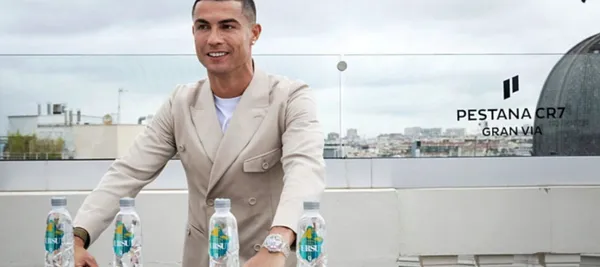 Dicen que el agua de Cristiano Ronaldo no tendría los beneficios que dice tener