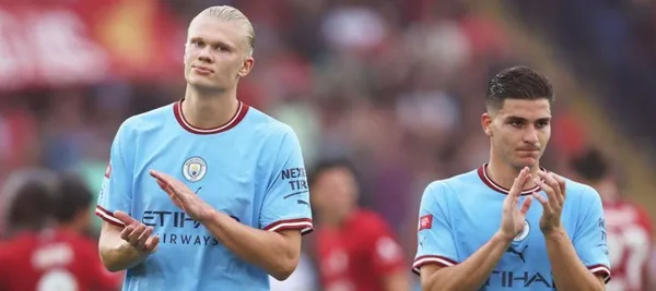 El argentino le quiso explicar algo en un idioma que no es el suyo