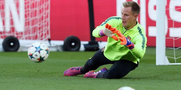 El arquero del azulgrana hace lo posible por recuperarse par el próximo partido