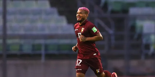 El artillero vinotinto finalmente habría conseguido equipo