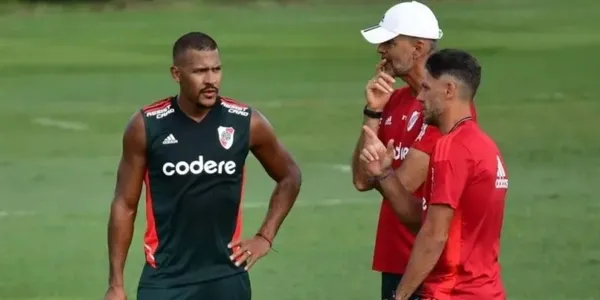El artillero vinotinto iría al banco de los suplentes en el duelo con Gimnasia