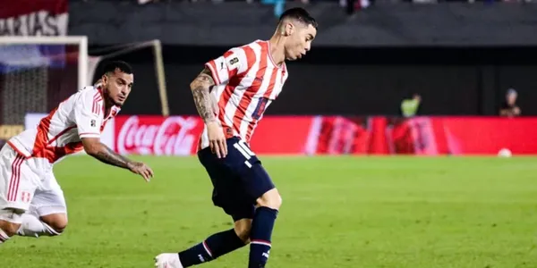 El atacante paraguayo Miguel Almirón era duda tras haber salido en el partido contra Perú