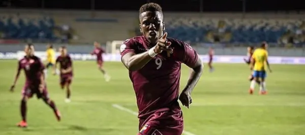 El atacante pasó la revisión y ya está listo para hacer su debut oficial