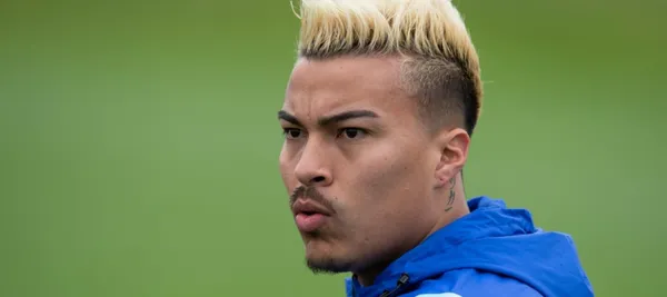 El atancante de 26 años llegó a la liga de Bosnia y busca continuidad