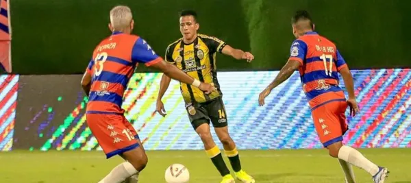 El aurinegro cumplió con el objetivo dentro y fuera de la cancha