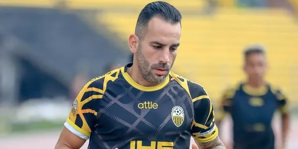 El aurinegro se puso en ventaja desde el vesturia con un tanto de García