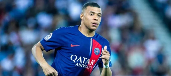 El delantero está en el centro de un torbellino pero sigue mostrando su categoría