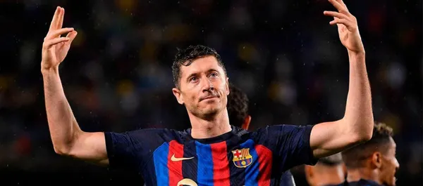 El delantero polaco recibió una enorme oferta del fútbol árabe y ya tiene una respuesta