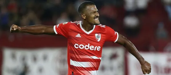 El delantero venezolano recaló en River pero tuvo que hacer un sacrificio económico