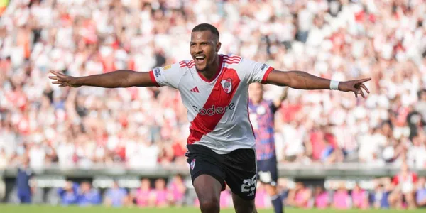 El delantero vinotinto volvió a ser héroe en River tras el clásico frente a Boca