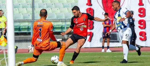 El elenco visitanto se fue al descanso perdiendo por 1 a 0