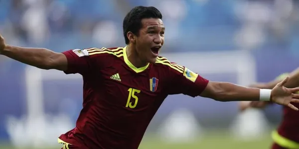 El Emelec de Samuel Sosa está en la parte baja de la tabla y puede irse al descenso esta temporada.