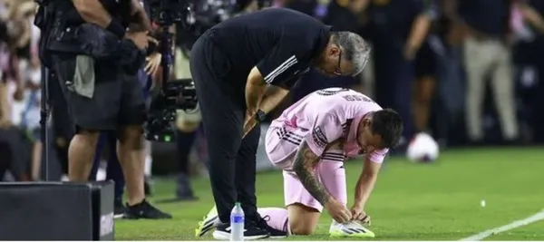 El entrenador argentino dijo como convenció al rosarino de no jugar