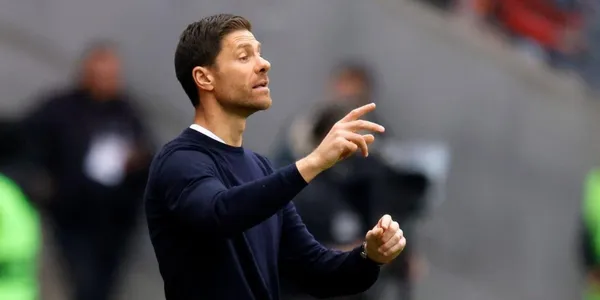 El entrenador español habló de los rumores que lo unen al Madrid