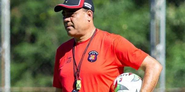 El entrenador rojinegro anticipaba en la semana lo que iba a suceder