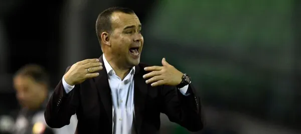 El entrenador vinotinto dejó su cargo como entrenador en el conjunto mexicano