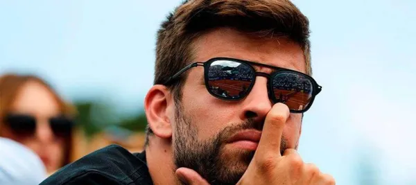 El ex jugador se mostró con una par de lentes que dejaron a todos pasmados