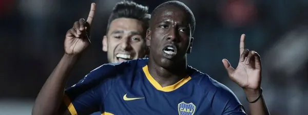 El futbolista habría definido su futuro con Boca.