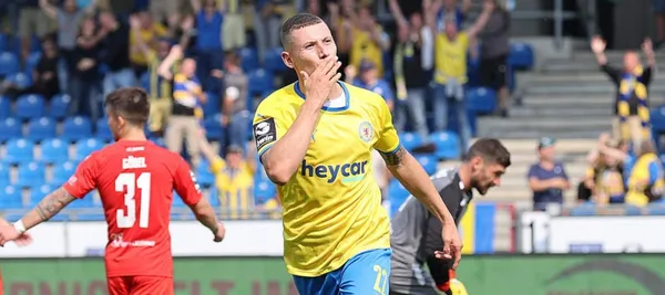 El joven alemán-venezolano se agiganta en su equipo y lo lleva a la gloria