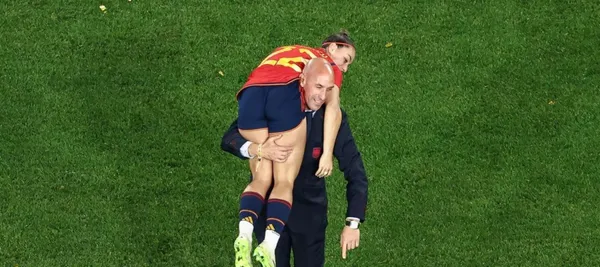 El presidente de la Federación tiene antecedentes que lo complican