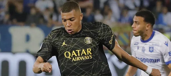 El PSG le puso los puntos al delantero y lo amenazó con respecto a su futuro