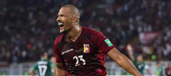 El venezolano fue al banco de los suplentes en el partido que River ya había salido campeón