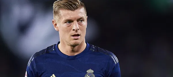 El volante alemán habló de un jugador joven que se fue de España