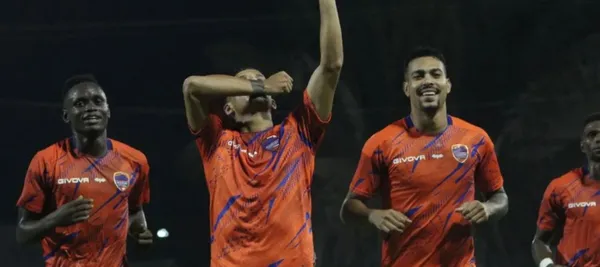 El Zamora fue derrotado por Puerto Cabello y las reacciones no esperaron