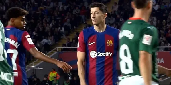 En la victoria del Barcelona hubo un tenso cruce entre estos futbolistas