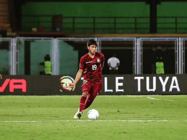 Este centrocampista puso a suspirar a todos los hinchas vinotinto en el Torneo Maurice Revello, pero lleva casi un año sin ver minutos.