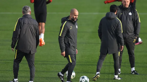 Guardiola en los entrenamientos