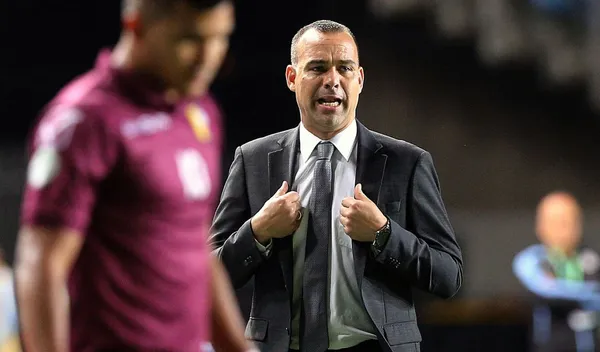 Leonardo Flores llega a Bcaramanga para reforzar al equipo dirigido por Rafael Dudamel.