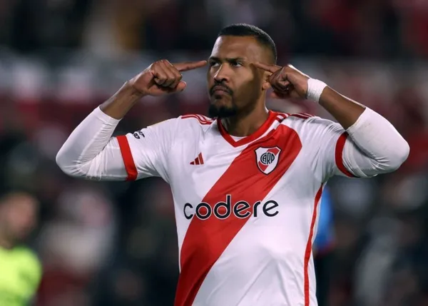 Salomón Rondón está en la mira de un grande de México y se rumorea su salida de River.