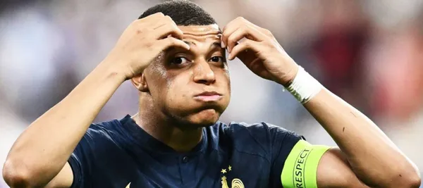 Todo el mundo del fútbol habla del futuro del delantero francés