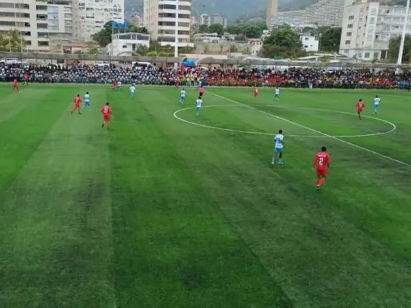 Un nuevo club quiere ser el nuevo caso de éxito en el Futve, aferrado a unos colores heredados de un excampeón desaparecido.