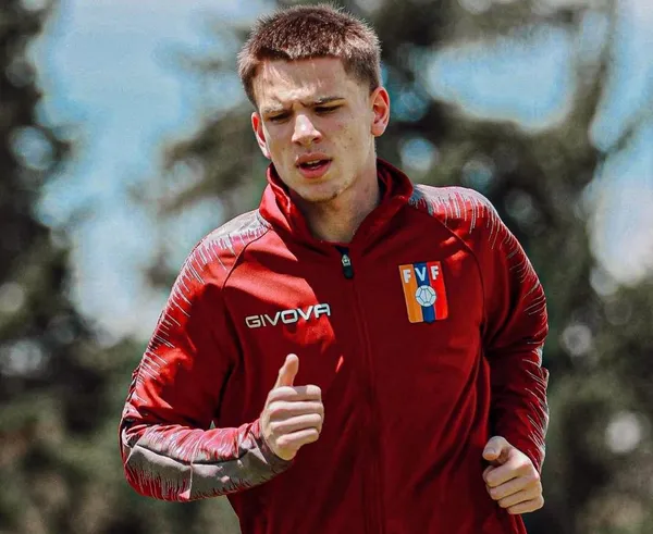 Un nuevo lateral zurdo apunta a ser el relevo generacional de la selección nacional de Venezuela