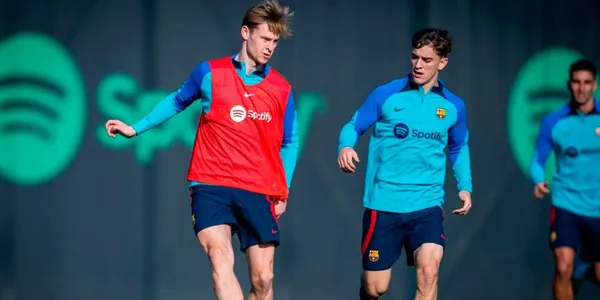 Xavi no contaría con uno de sus volantes para el partido de Champions