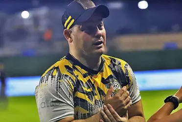 El entrenador del aurinegro estaba emocionado tras el título