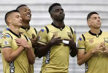 El entrenador no encuentra el equipo tras el triunfo del debut en Colombia