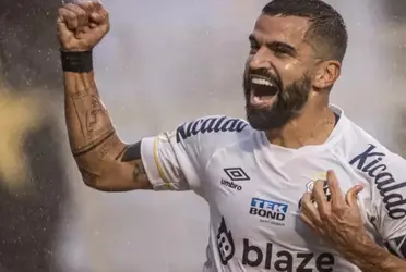 El histórico volante vinotinto se anotó en la lista de goleadores