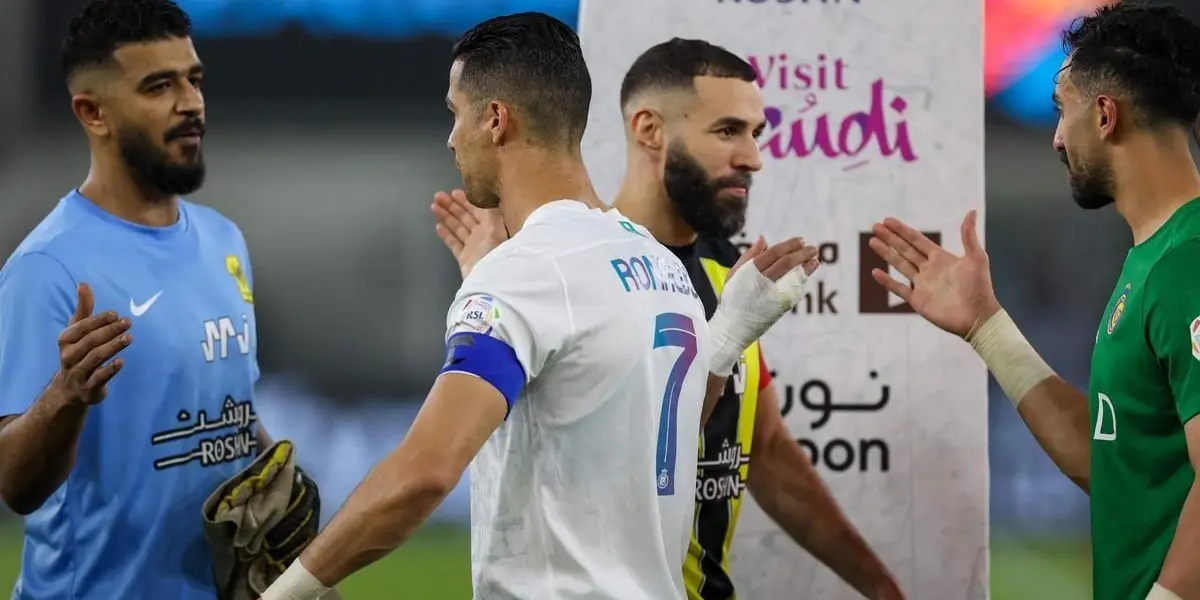 Las ex estrellas del Real Madrid se enfrentaron por la liga árabe.