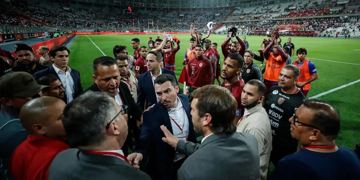 Por los graves incidentes en el estadio Nacional de Lima podría haber quita de puntos